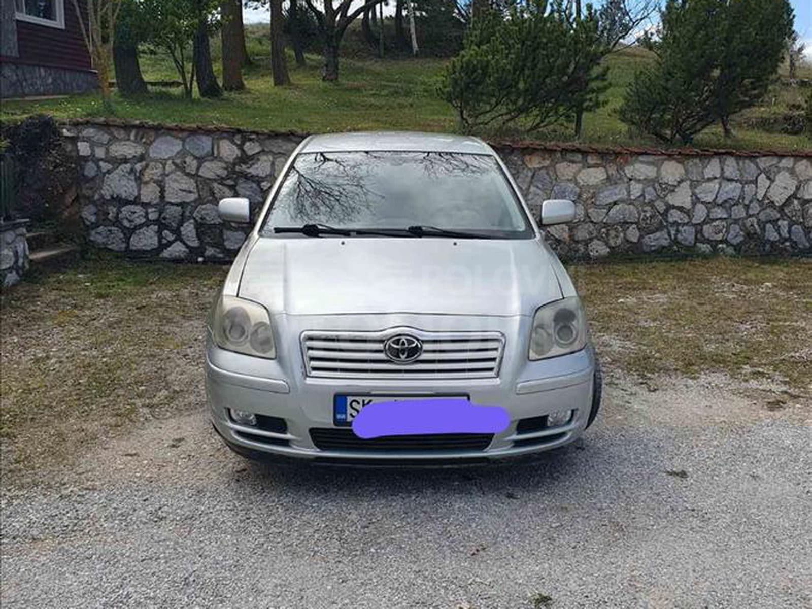 Se prodava Toyota Avensis